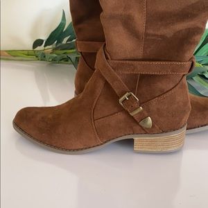 Women’s boots